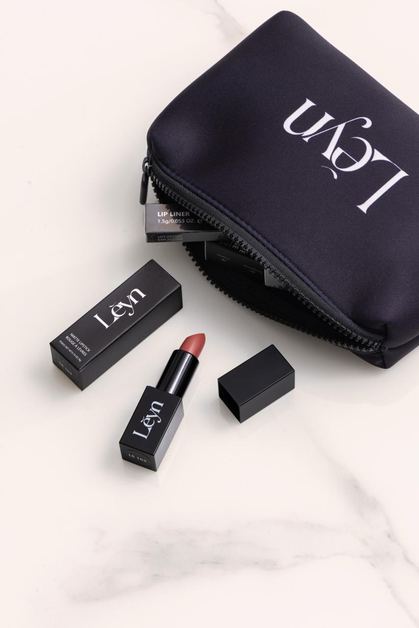 Lĕyn mini makeup bag