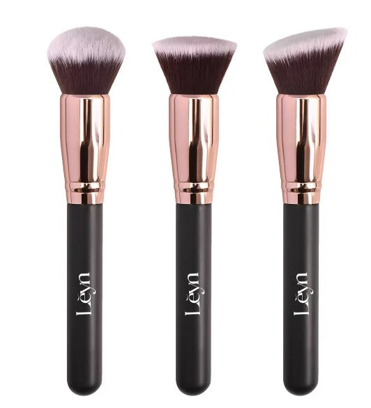 Make-up brushes