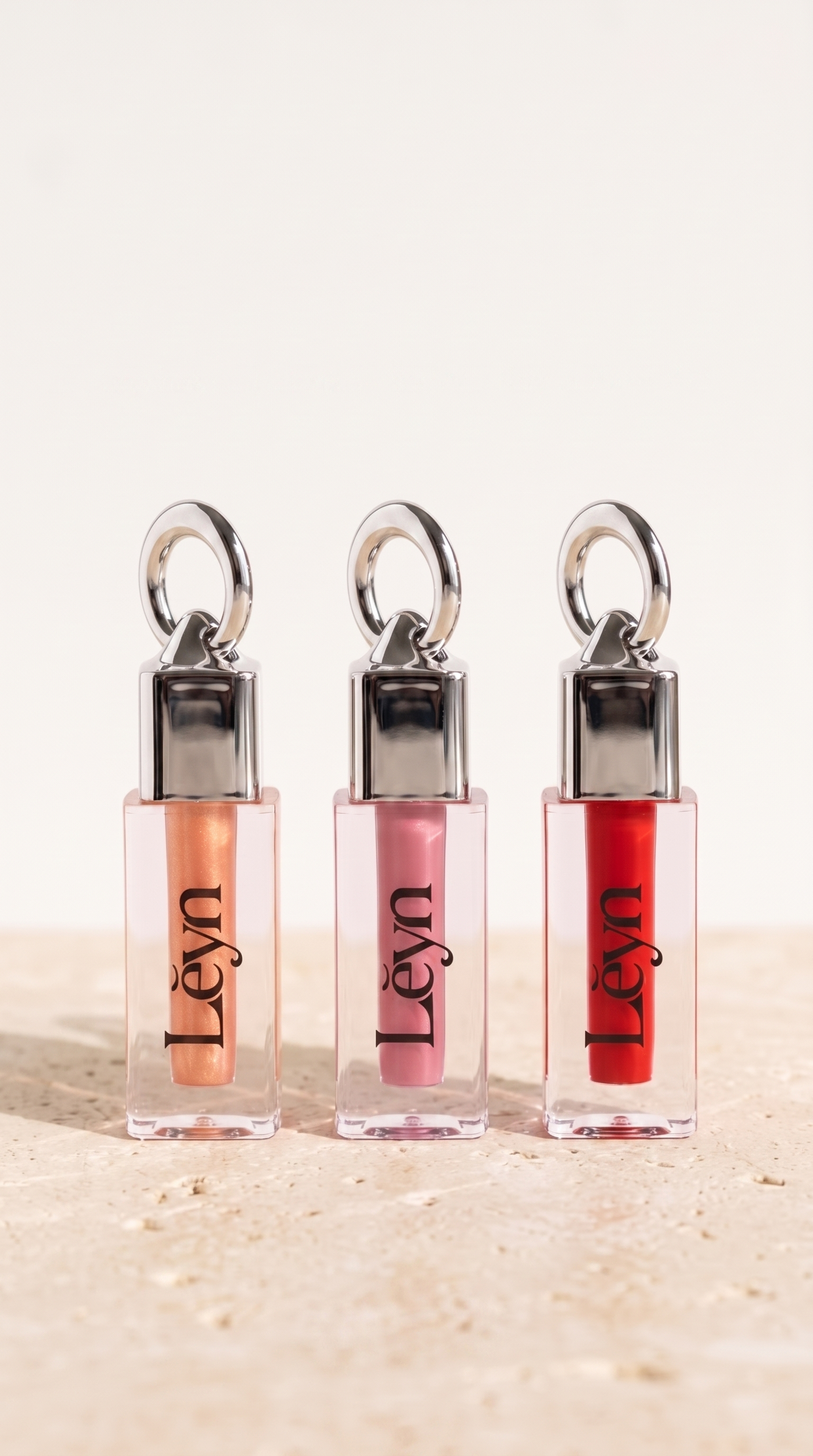 Everyday makeup,<br><em>made easy to trust.</em>